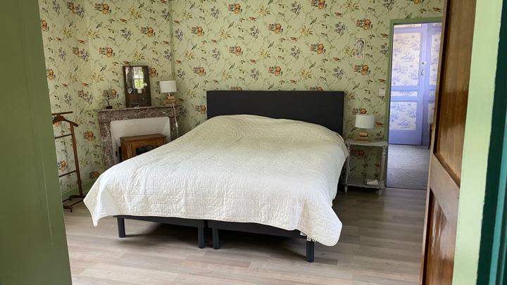 Chambre 1, lit de 180