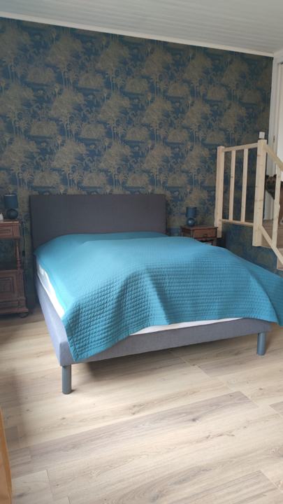 Chambre 6, lit de 160