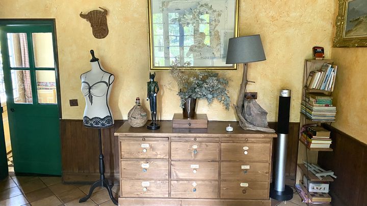Commode d'atelier et bibliothèque
